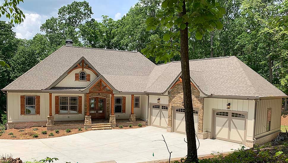 Country, Craftsman, French Country Plan with 3938 Sq. Ft., 4 Bedrooms, 4 Bathrooms, 3 Car Garage Elevation
