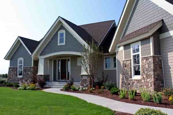 Craftsman, Traditional House Plan 42498 with 4 Beds, 4 Baths, 3 Car Garage Picture 2