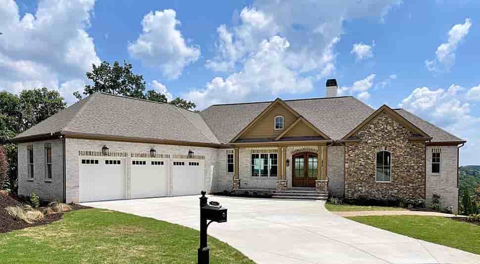 Craftsman, Traditional House Plan 52039 with 4 Beds, 4 Baths, 3 Car Garage Picture 9