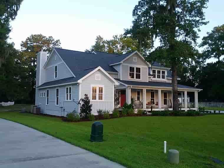 Craftsman, Farmhouse House Plan 74020 with 5 Beds, 4 Baths, 3 Car Garage Picture 2