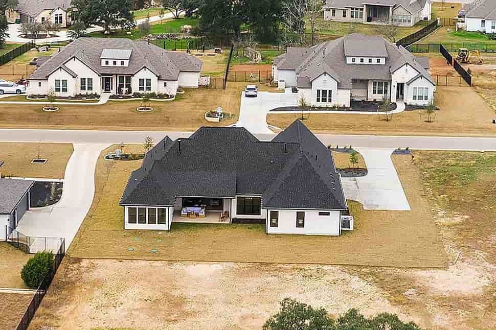 Farmhouse, Traditional House Plan 80867 with 5 Beds, 4 Baths, 3 Car Garage Picture 11