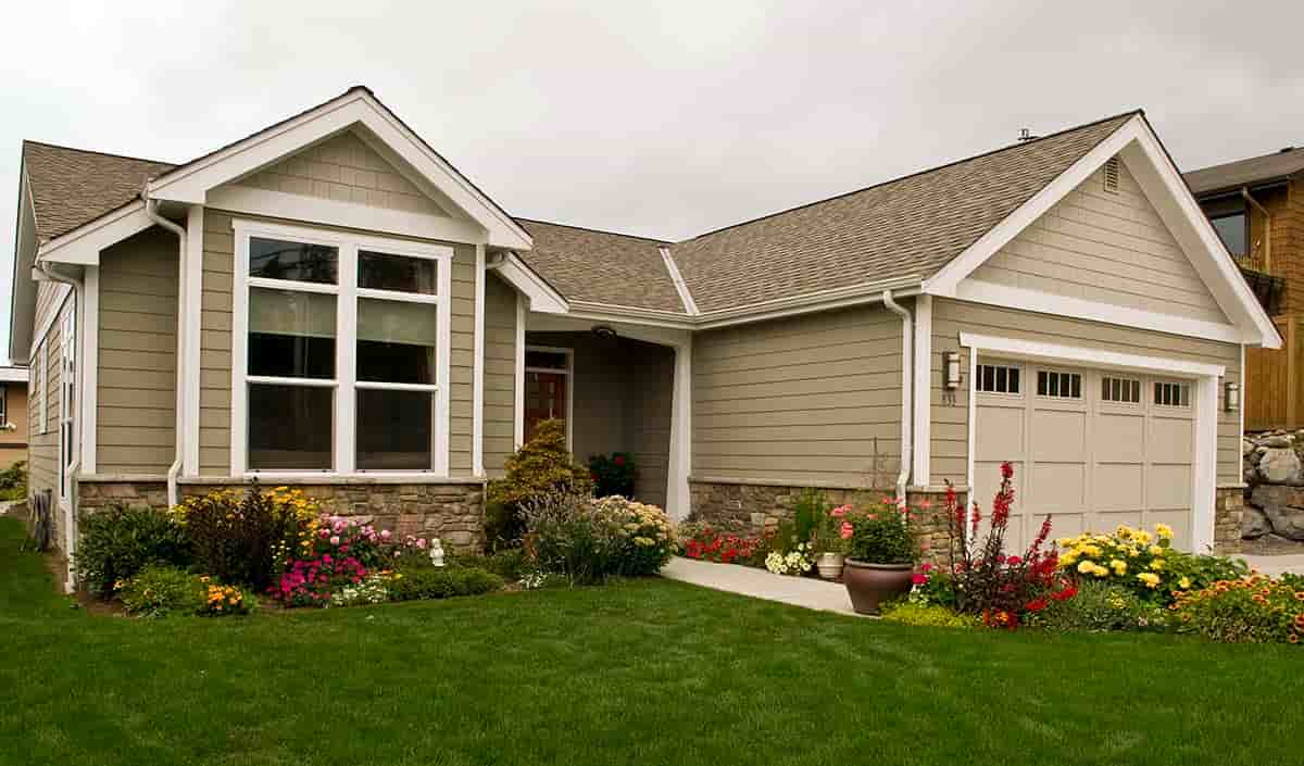 Bungalow, Craftsman, Narrow Lot House Plan 81292 with 3 Beds, 2 Baths, 2 Car Garage Picture 1