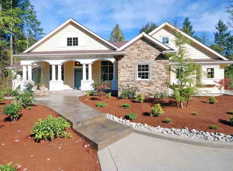 Colonial, Country, Craftsman House Plan 87646 with 4 Beds, 3 Baths, 3 Car Garage Picture 9