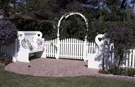 503519 - Picket Fence, Arbor and Benches