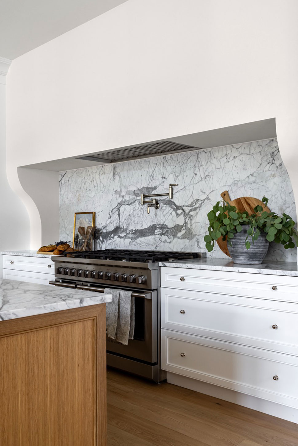 Contemporary, Farmhouse Plan with 3763 Sq. Ft., 4 Bedrooms, 4 Bathrooms, 2 Car Garage Picture 25