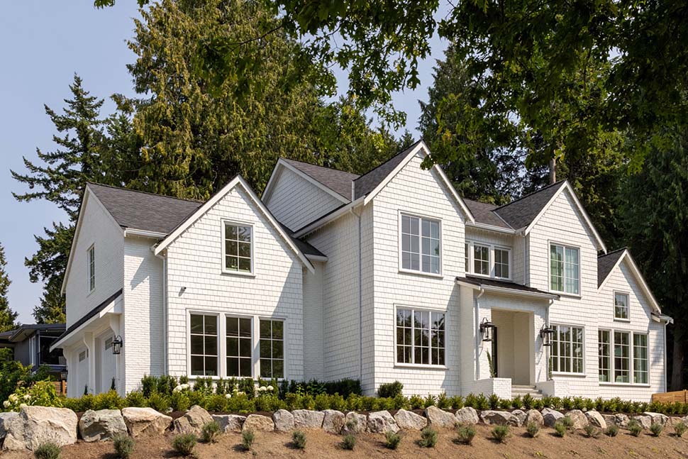 Contemporary, Farmhouse Plan with 3763 Sq. Ft., 4 Bedrooms, 4 Bathrooms, 2 Car Garage Picture 4