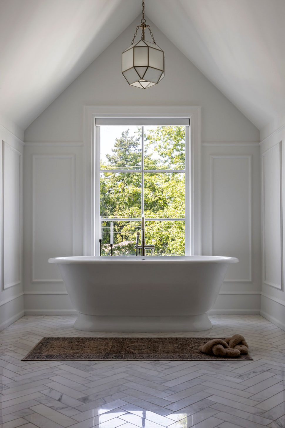 Contemporary, Farmhouse Plan with 3763 Sq. Ft., 4 Bedrooms, 4 Bathrooms, 2 Car Garage Picture 39