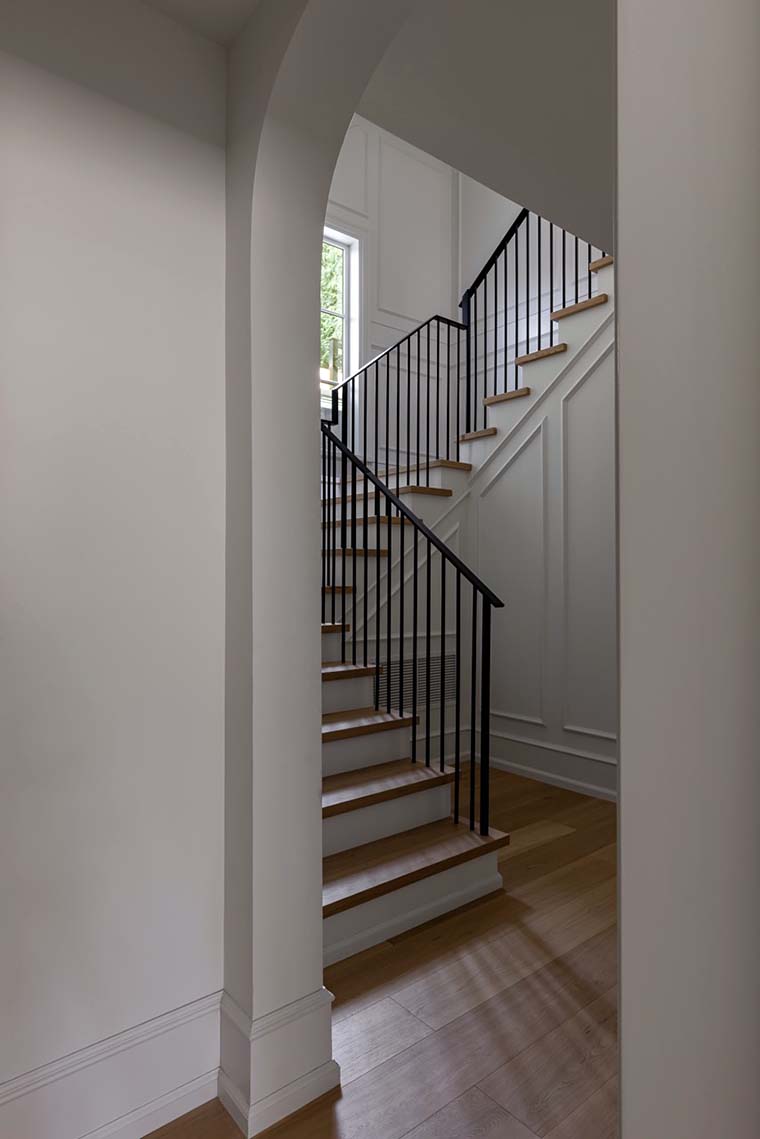 Contemporary, Farmhouse Plan with 3763 Sq. Ft., 4 Bedrooms, 4 Bathrooms, 2 Car Garage Picture 46