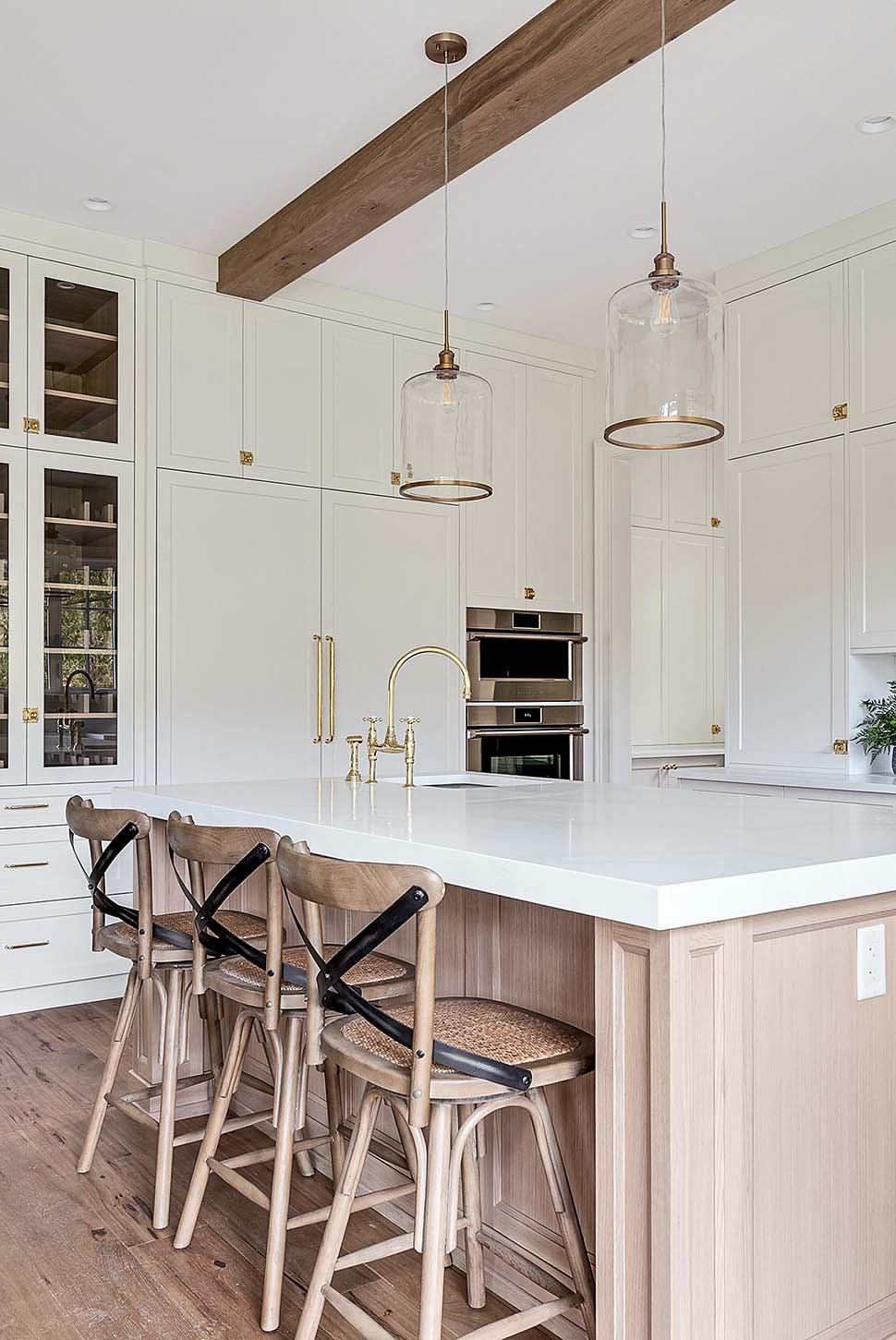 Contemporary, European, Farmhouse, Traditional Plan with 3402 Sq. Ft., 4 Bedrooms, 3 Bathrooms, 2 Car Garage Picture 19