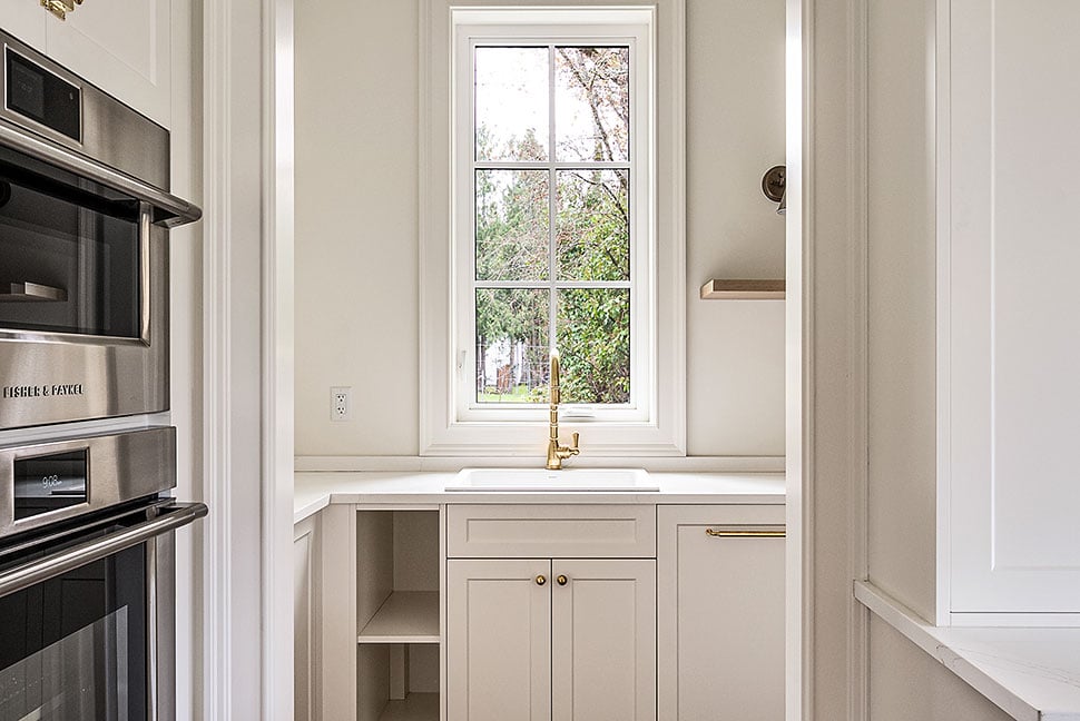 Contemporary, European, Farmhouse, Traditional Plan with 3402 Sq. Ft., 4 Bedrooms, 3 Bathrooms, 2 Car Garage Picture 23