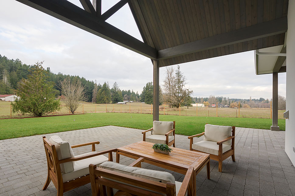 Contemporary, European, Farmhouse, Traditional Plan with 3402 Sq. Ft., 4 Bedrooms, 3 Bathrooms, 2 Car Garage Picture 26