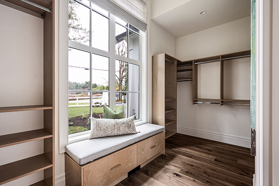 Contemporary, European, Farmhouse, Traditional Plan with 3402 Sq. Ft., 4 Bedrooms, 3 Bathrooms, 2 Car Garage Picture 35