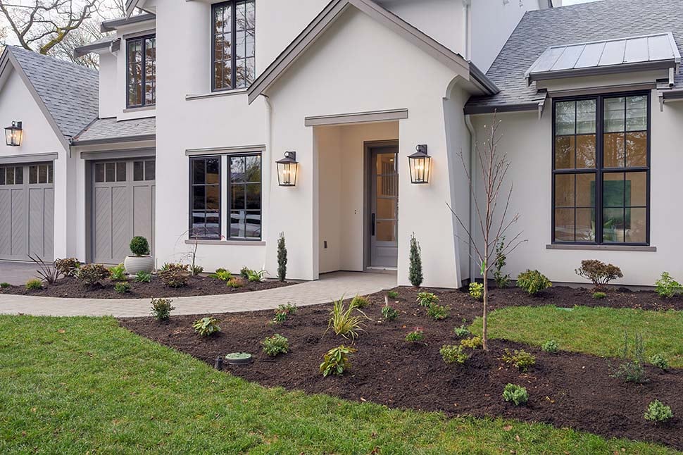 Contemporary, European, Farmhouse, Traditional Plan with 3402 Sq. Ft., 4 Bedrooms, 3 Bathrooms, 2 Car Garage Picture 5