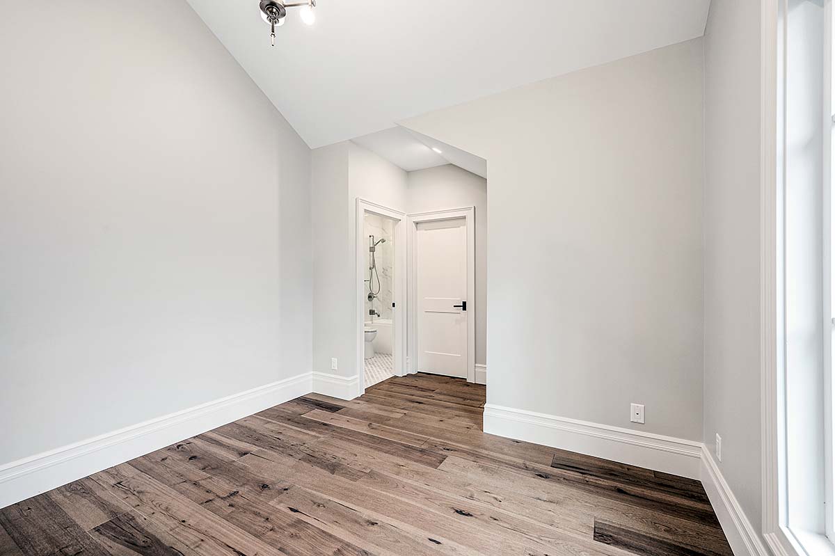 Contemporary, European, Farmhouse, Traditional Plan with 3402 Sq. Ft., 4 Bedrooms, 3 Bathrooms, 2 Car Garage Picture 42