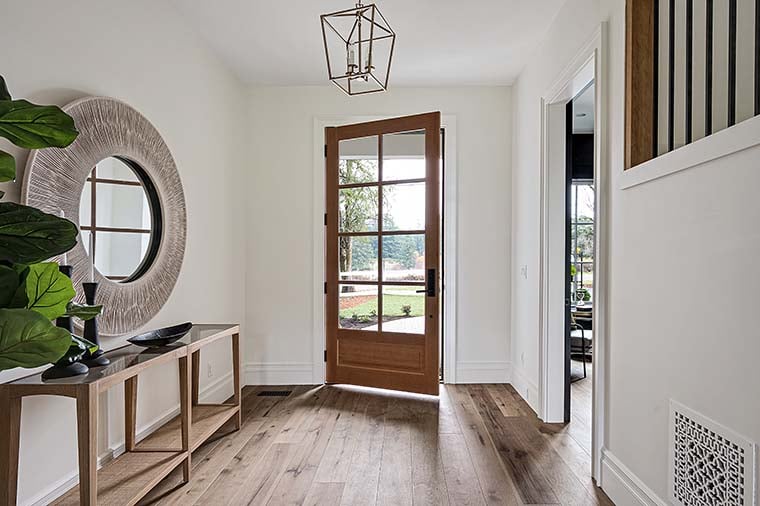 Contemporary, European, Farmhouse, Traditional Plan with 3402 Sq. Ft., 4 Bedrooms, 3 Bathrooms, 2 Car Garage Picture 6