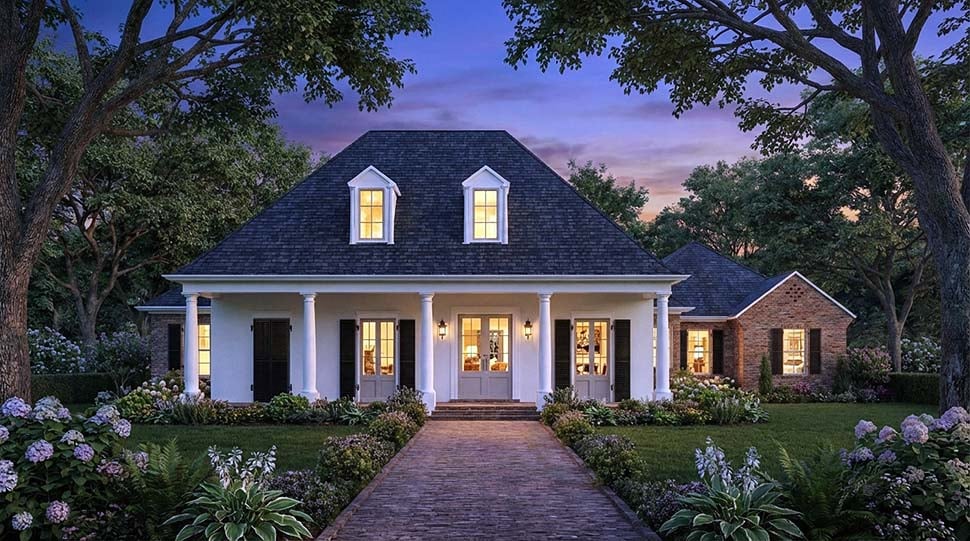 Colonial, French Country, Southern Plan with 2800 Sq. Ft., 4 Bedrooms, 3 Bathrooms, 3 Car Garage Picture 5