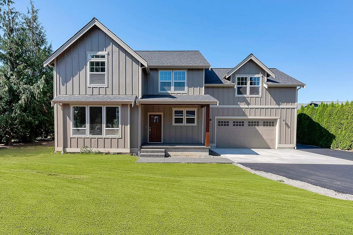 Contemporary, Farmhouse Plan with 2107 Sq. Ft., 3 Bedrooms, 3 Bathrooms, 2 Car Garage Elevation