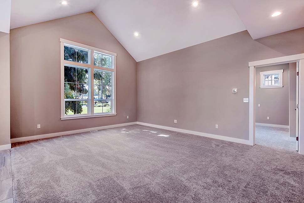 Contemporary, Farmhouse Plan with 2224 Sq. Ft., 4 Bedrooms, 3 Bathrooms, 2 Car Garage Picture 13