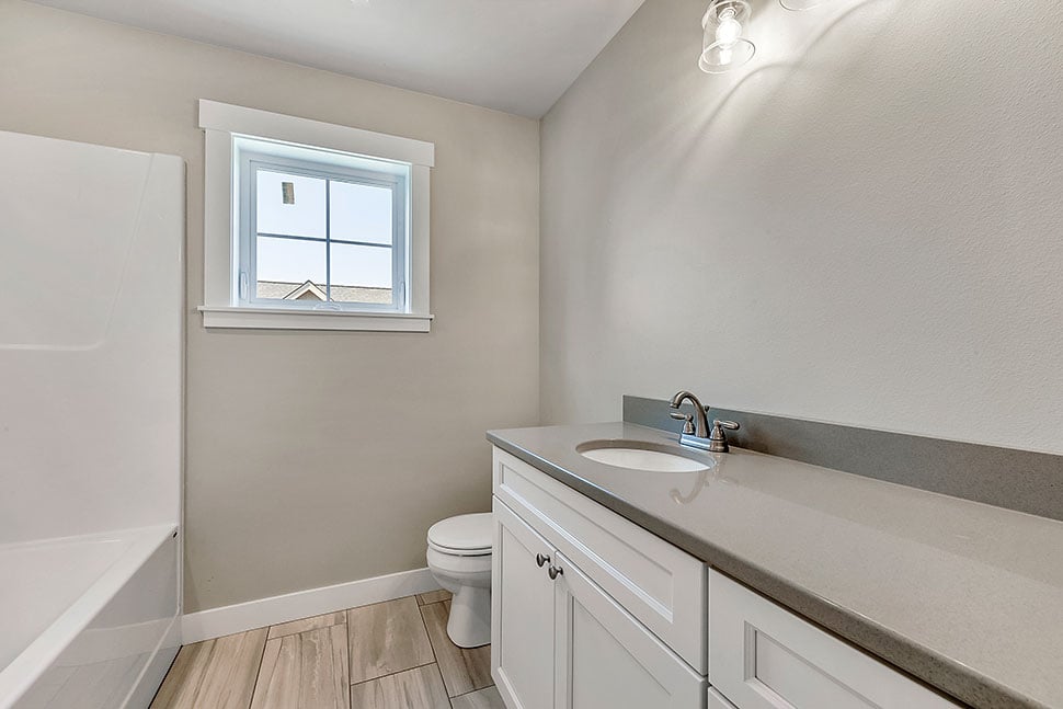 Contemporary, Farmhouse Plan with 2224 Sq. Ft., 4 Bedrooms, 3 Bathrooms, 2 Car Garage Picture 23