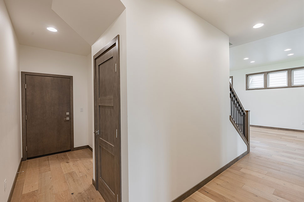 Contemporary Plan with 2034 Sq. Ft., 3 Bedrooms, 3 Bathrooms, 2 Car Garage Picture 26