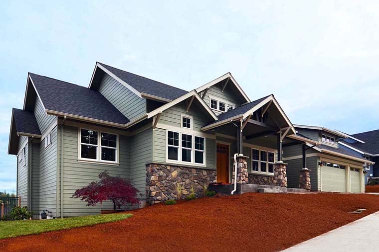 Country, Craftsman, Traditional Plan with 3159 Sq. Ft., 3 Bedrooms, 3 Bathrooms, 3 Car Garage Picture 2