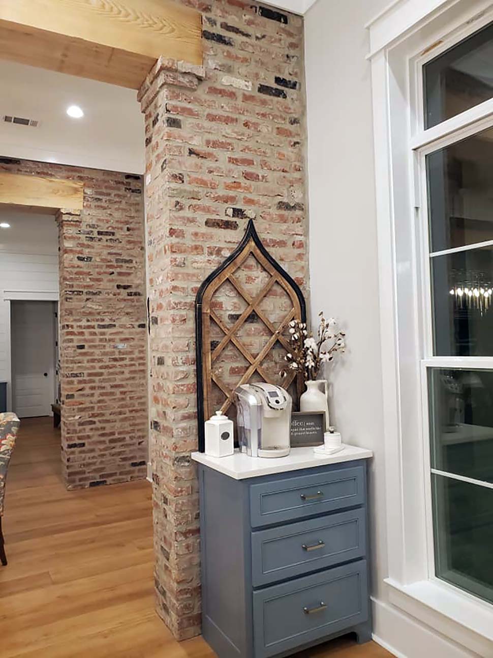 Country, Farmhouse, New American, Southern Plan with 2514 Sq. Ft., 4 Bedrooms, 4 Bathrooms, 3 Car Garage Picture 5