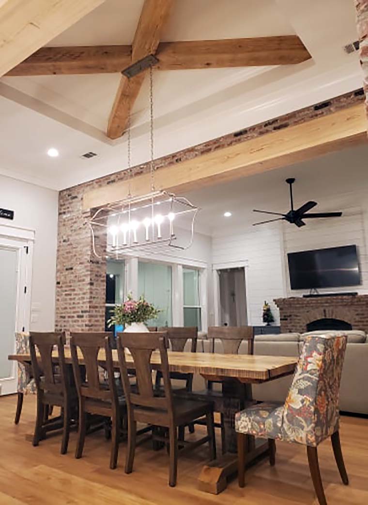 Country, Farmhouse, New American, Southern Plan with 2514 Sq. Ft., 4 Bedrooms, 4 Bathrooms, 3 Car Garage Picture 6