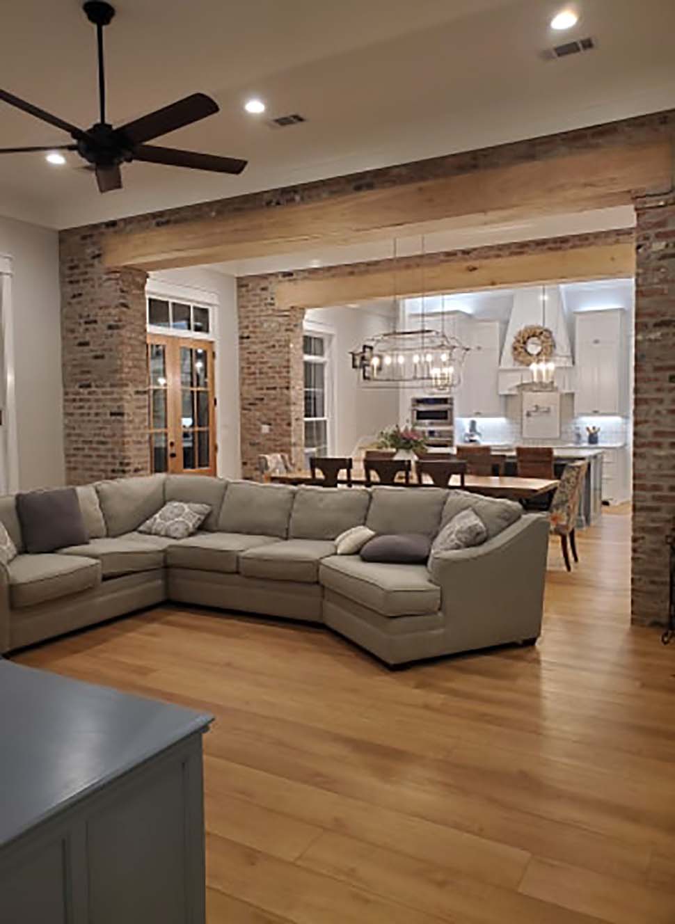 Country, Farmhouse, New American, Southern Plan with 2514 Sq. Ft., 4 Bedrooms, 4 Bathrooms, 3 Car Garage Picture 10