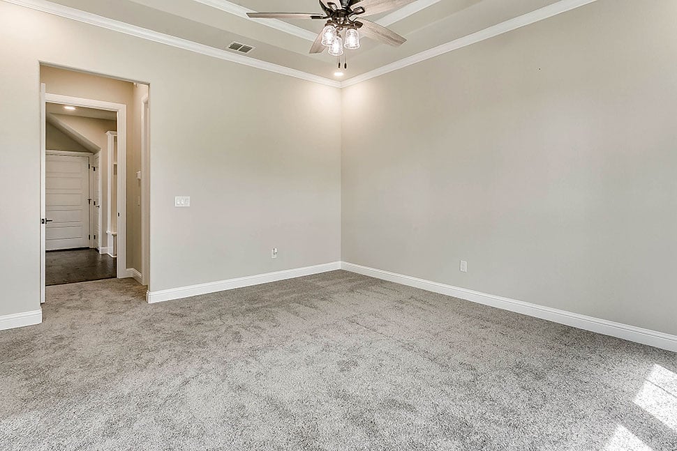 Country, Farmhouse Plan with 2546 Sq. Ft., 4 Bedrooms, 3 Bathrooms, 3 Car Garage Picture 24