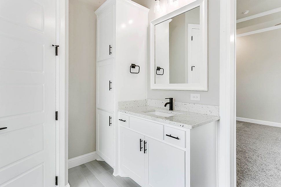 Country, Farmhouse Plan with 2546 Sq. Ft., 4 Bedrooms, 3 Bathrooms, 3 Car Garage Picture 30