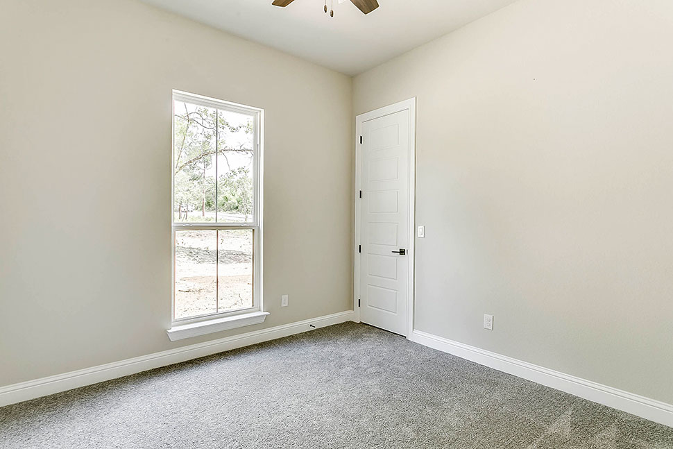 Country, Farmhouse Plan with 2546 Sq. Ft., 4 Bedrooms, 3 Bathrooms, 3 Car Garage Picture 33