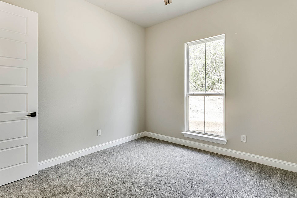 Country, Farmhouse Plan with 2546 Sq. Ft., 4 Bedrooms, 3 Bathrooms, 3 Car Garage Picture 35