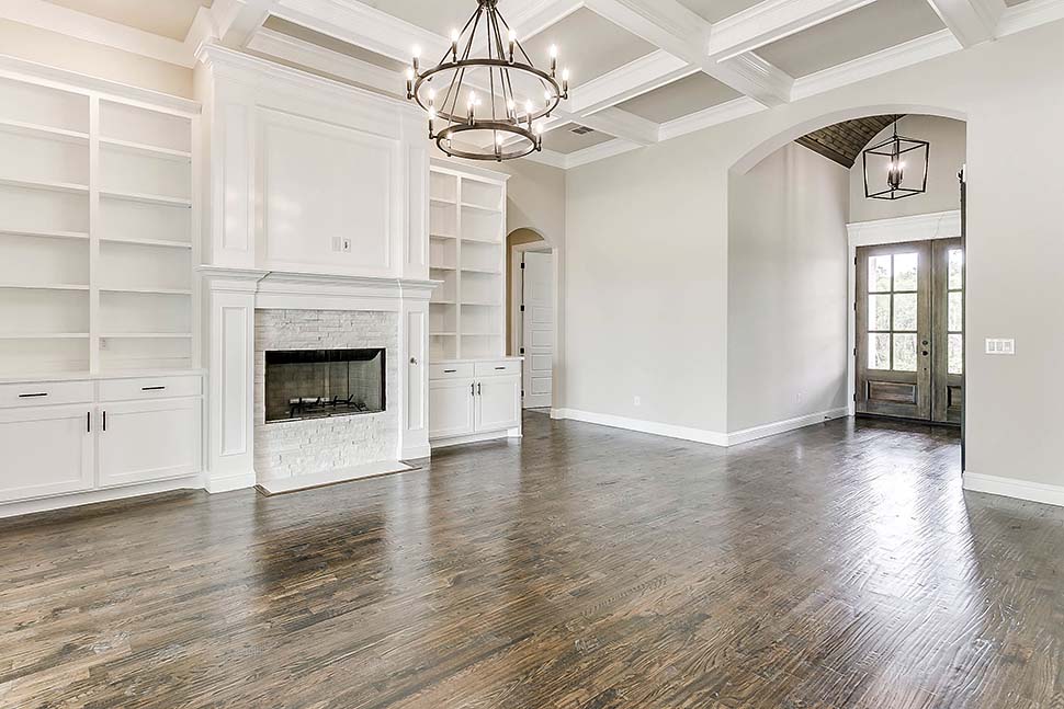 Country, Farmhouse Plan with 2546 Sq. Ft., 4 Bedrooms, 3 Bathrooms, 3 Car Garage Picture 10