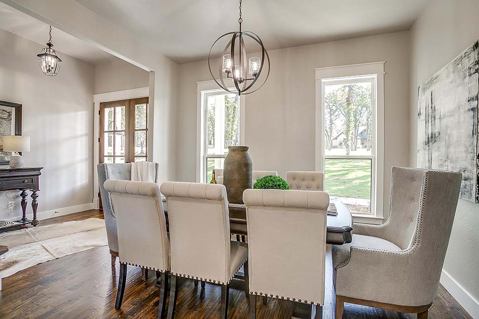 Acadian, Southern Plan with 2979 Sq. Ft., 4 Bedrooms, 3 Bathrooms, 3 Car Garage Picture 13