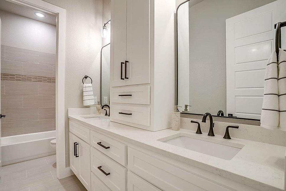 Acadian, Southern Plan with 2979 Sq. Ft., 4 Bedrooms, 3 Bathrooms, 3 Car Garage Picture 33