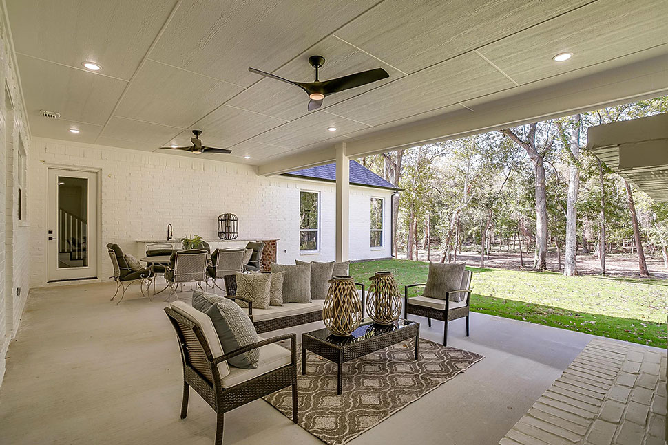 Acadian, Southern Plan with 2979 Sq. Ft., 4 Bedrooms, 3 Bathrooms, 3 Car Garage Picture 41