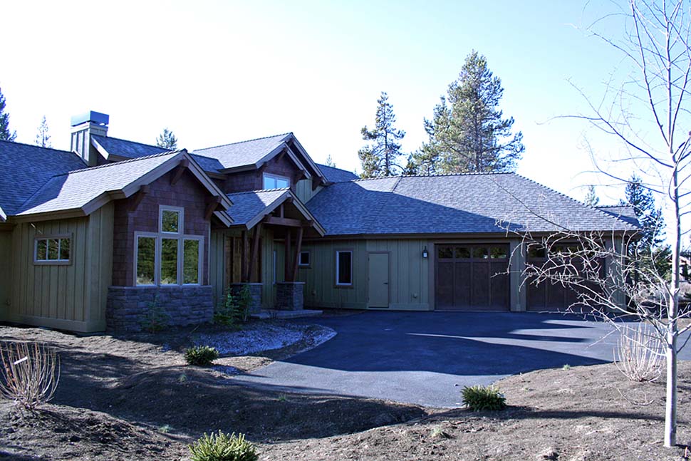 Country, Craftsman Plan with 2350 Sq. Ft., 3 Bedrooms, 4 Bathrooms, 2 Car Garage Picture 16