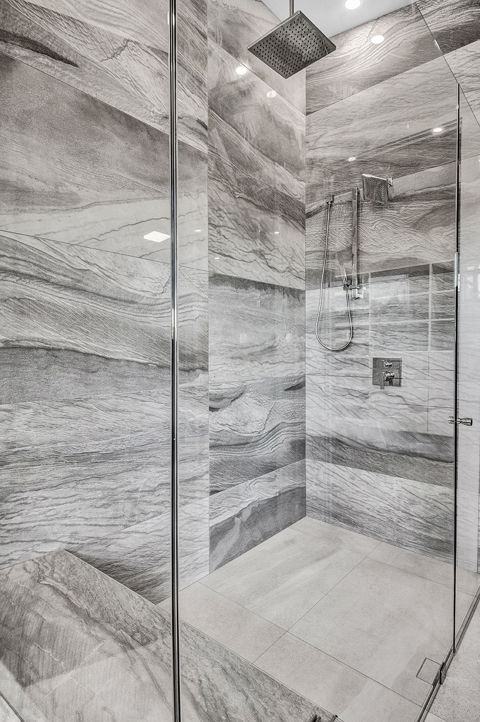 Contemporary, Modern Plan with 4169 Sq. Ft., 4 Bedrooms, 5 Bathrooms, 3 Car Garage Picture 32