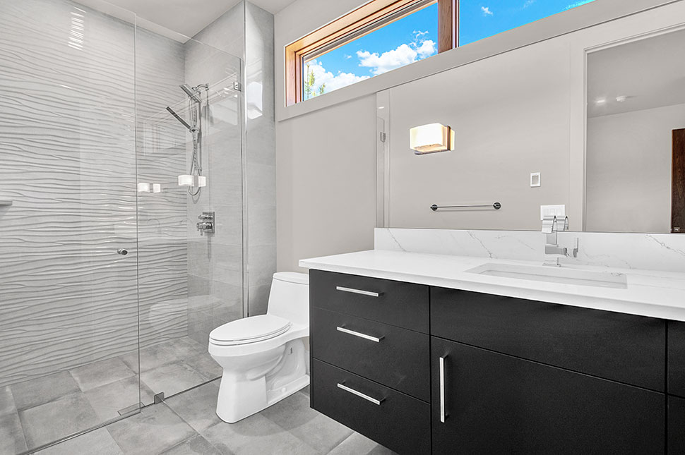 Contemporary, Modern Plan with 4169 Sq. Ft., 4 Bedrooms, 5 Bathrooms, 3 Car Garage Picture 36