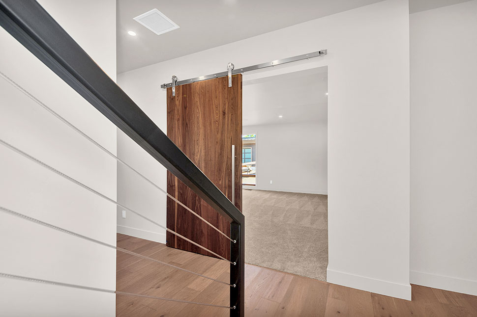 Contemporary, Modern Plan with 4169 Sq. Ft., 4 Bedrooms, 5 Bathrooms, 3 Car Garage Picture 38