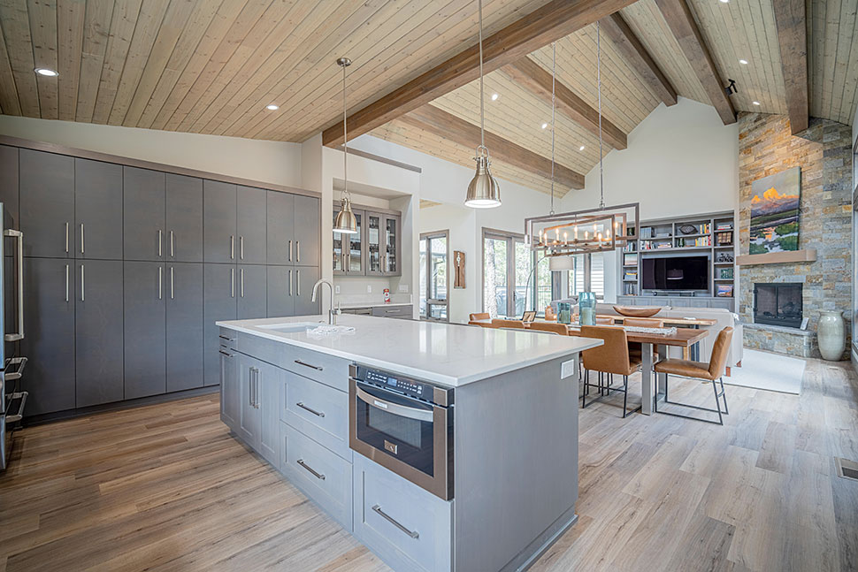 Contemporary Plan with 2979 Sq. Ft., 4 Bedrooms, 5 Bathrooms, 2 Car Garage Picture 26