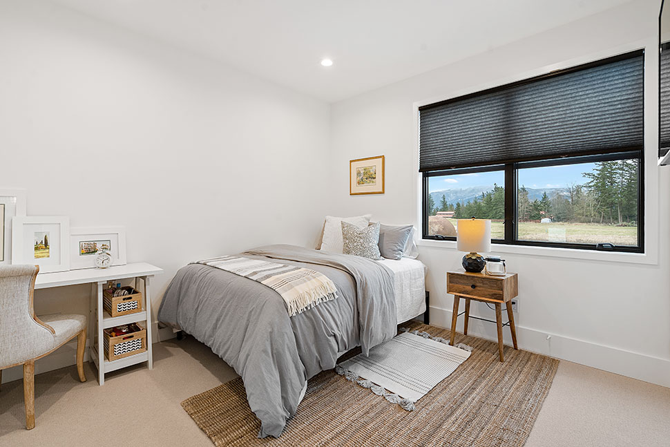 Contemporary, Farmhouse Plan with 2267 Sq. Ft., 3 Bedrooms, 3 Bathrooms Picture 41