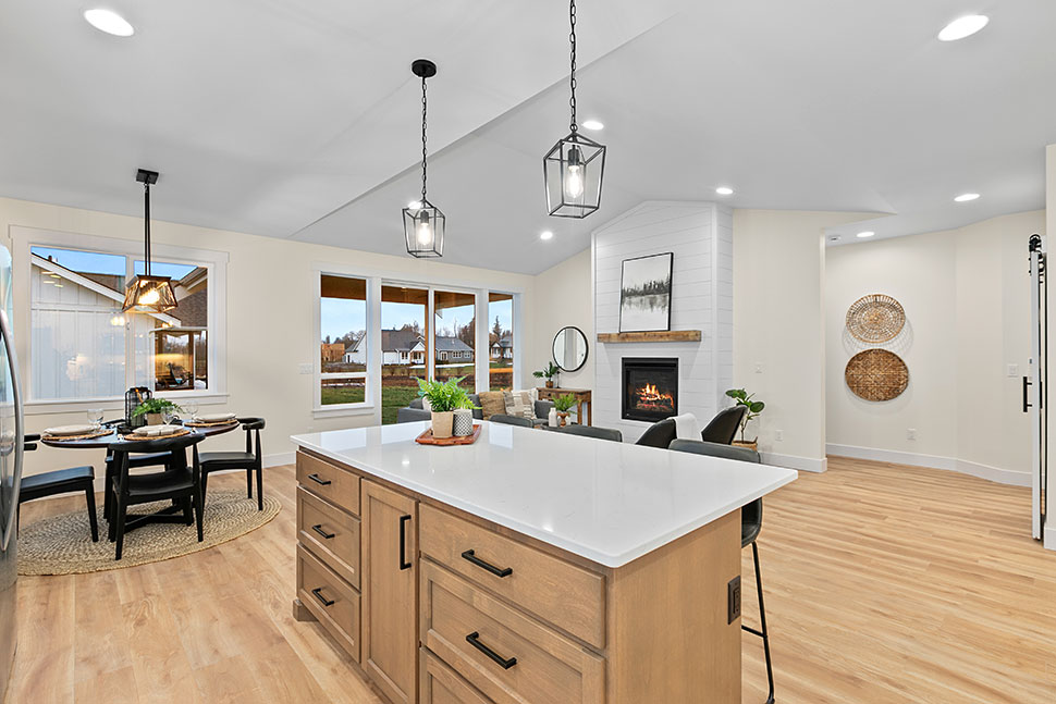 Craftsman, Farmhouse, Ranch Plan with 1497 Sq. Ft., 3 Bedrooms, 2 Bathrooms, 2 Car Garage Picture 24