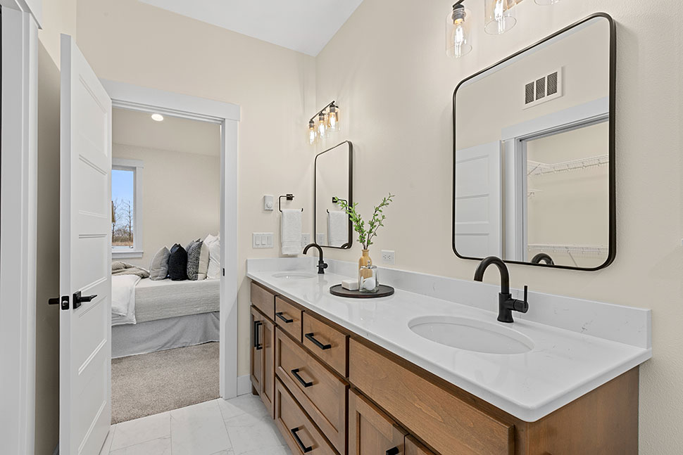 Craftsman, Farmhouse, Ranch Plan with 1497 Sq. Ft., 3 Bedrooms, 2 Bathrooms, 2 Car Garage Picture 28