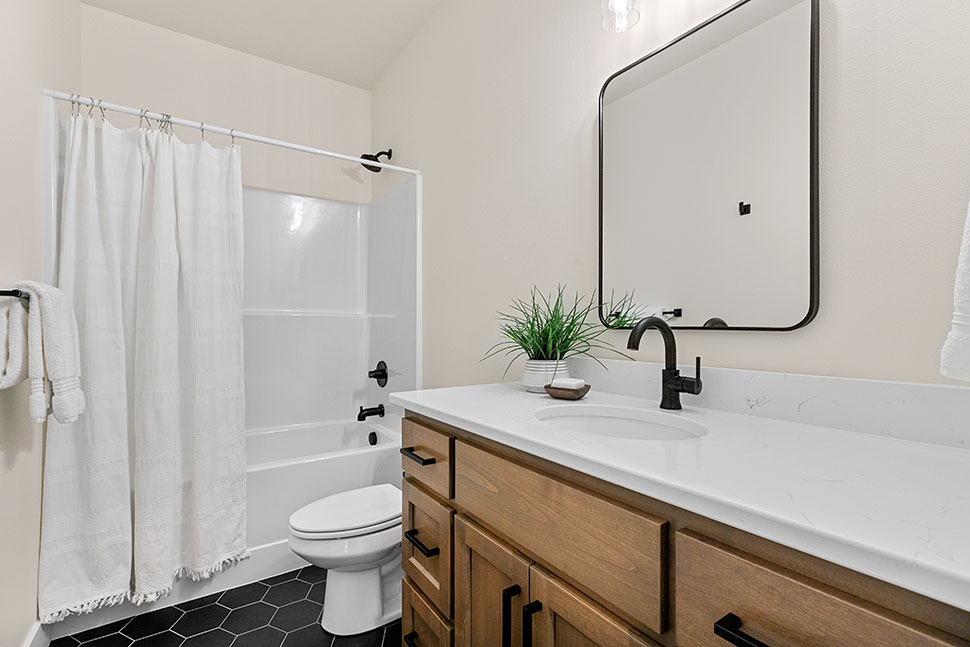 Craftsman, Farmhouse, Ranch Plan with 1497 Sq. Ft., 3 Bedrooms, 2 Bathrooms, 2 Car Garage Picture 33