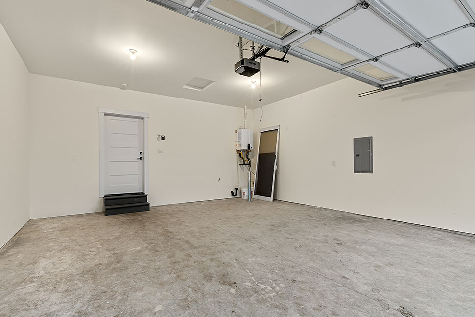 Craftsman, Farmhouse, Ranch Plan with 1497 Sq. Ft., 3 Bedrooms, 2 Bathrooms, 2 Car Garage Picture 34