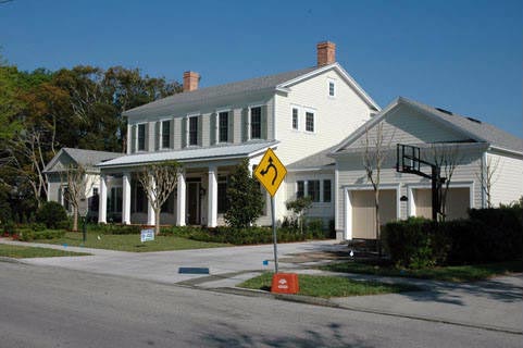 Colonial Plan with 4457 Sq. Ft., 5 Bedrooms, 4 Bathrooms, 2 Car Garage Picture 4