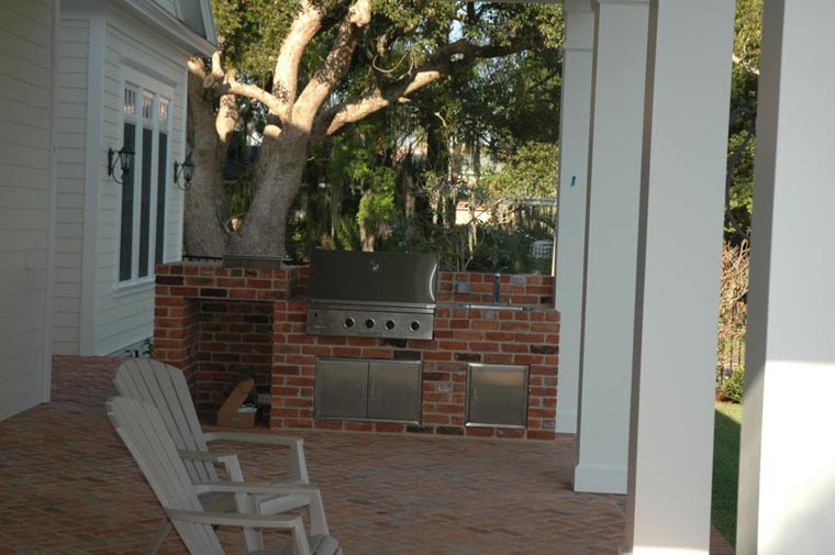 Colonial Plan with 4457 Sq. Ft., 5 Bedrooms, 4 Bathrooms, 2 Car Garage Picture 7