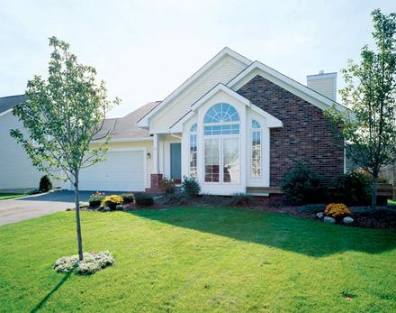 Plan Number 51018 - 1368 Square Feet