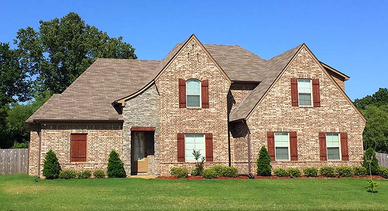 European, French Country Plan with 3273 Sq. Ft., 4 Bedrooms, 4 Bathrooms, 2 Car Garage Elevation